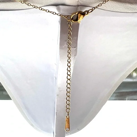 Butterfly Tassel Pendant Necklace 18k Gold Plated - Picture 6 of 7